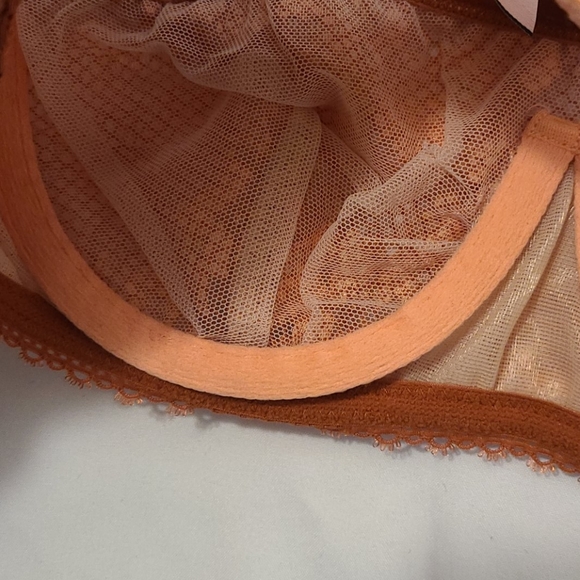 BUY 1 GET 1 FREE VICTORIA SECRET STRAPLESS BRA - Picture 7 of 10